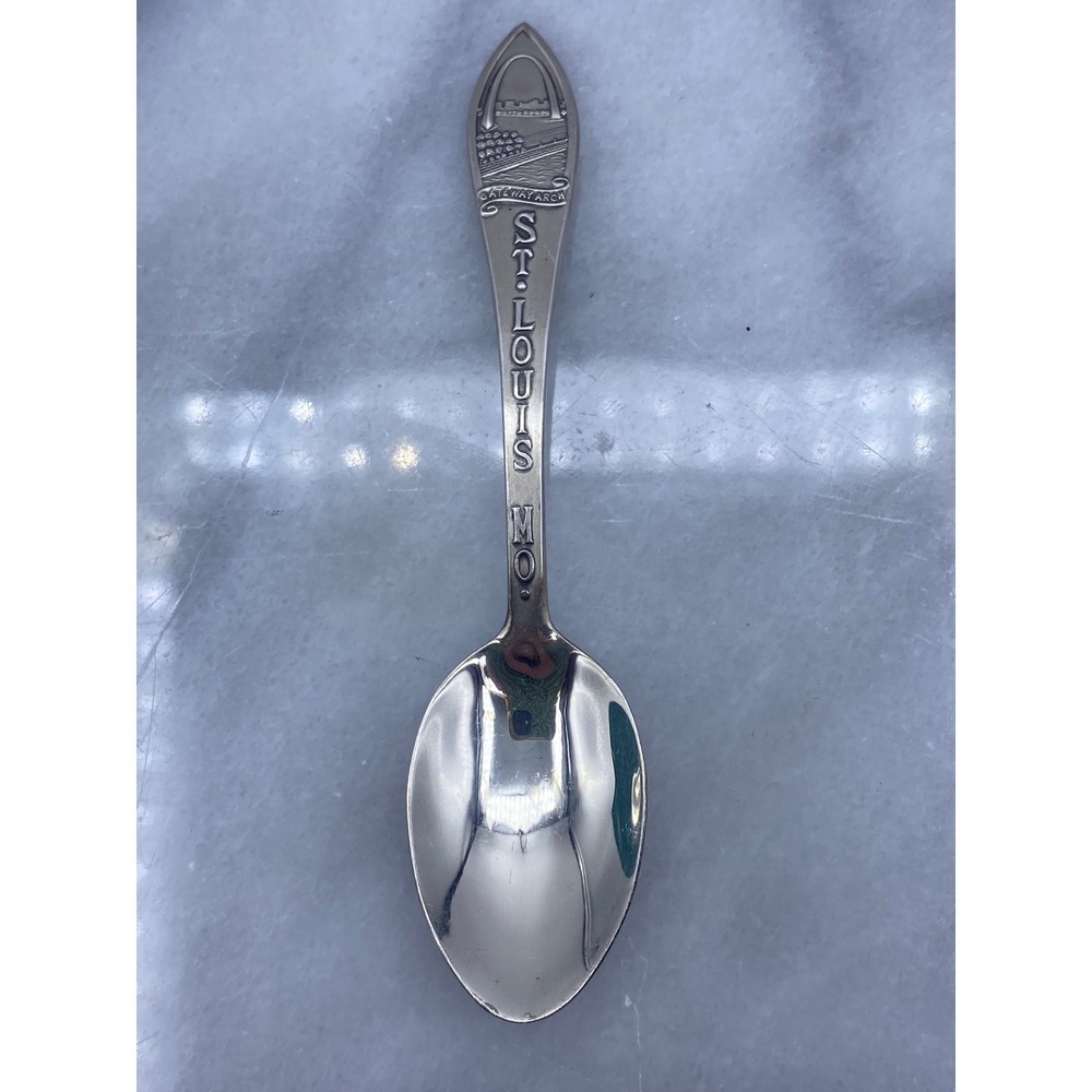 Sterling Silver St Louis MO Souvenir Spoon Gateway Arch .925 .4oz Collector MCM